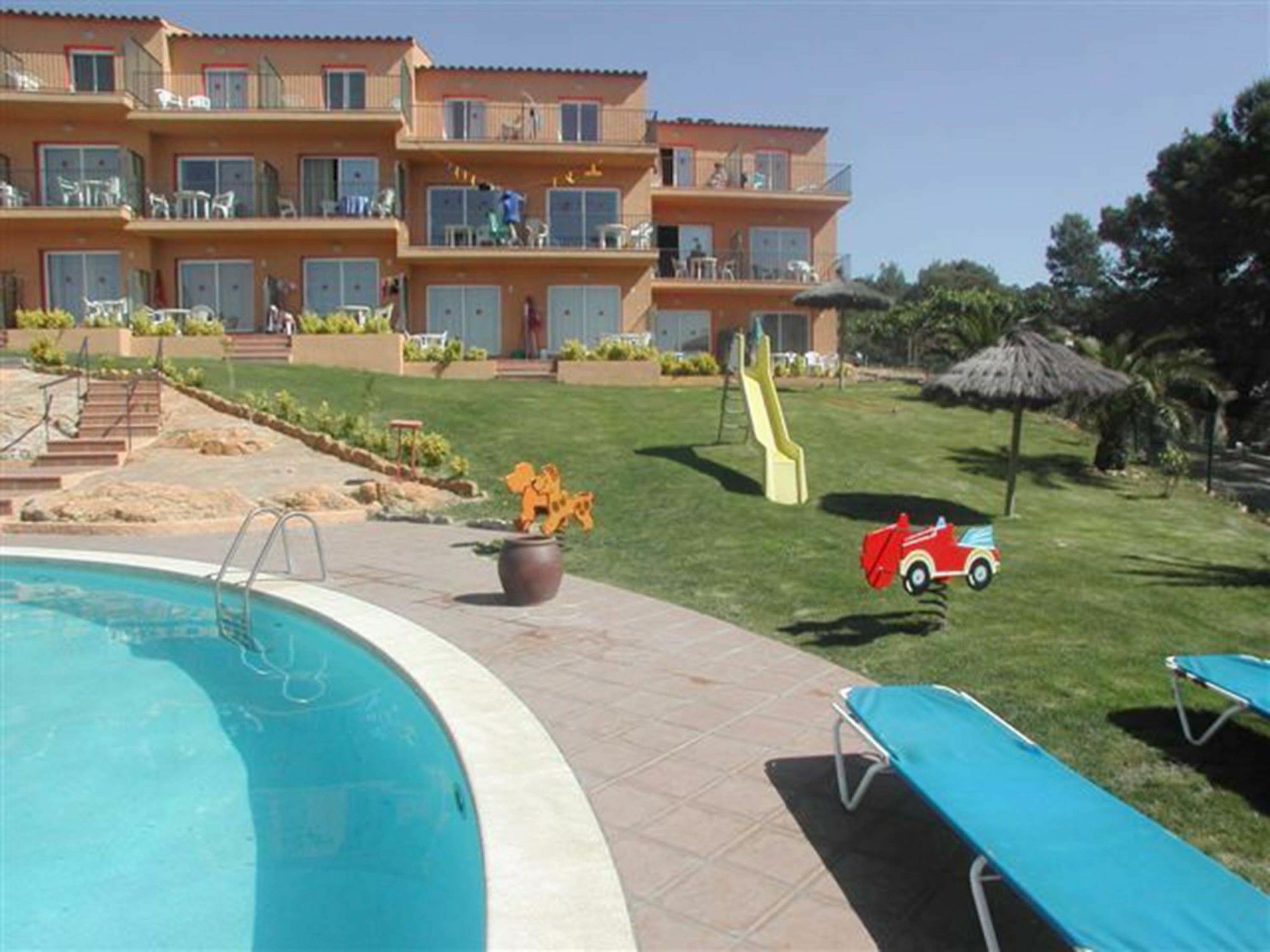 Rvhotels Apartamentos Torre Vella L'Estartit Exterior photo